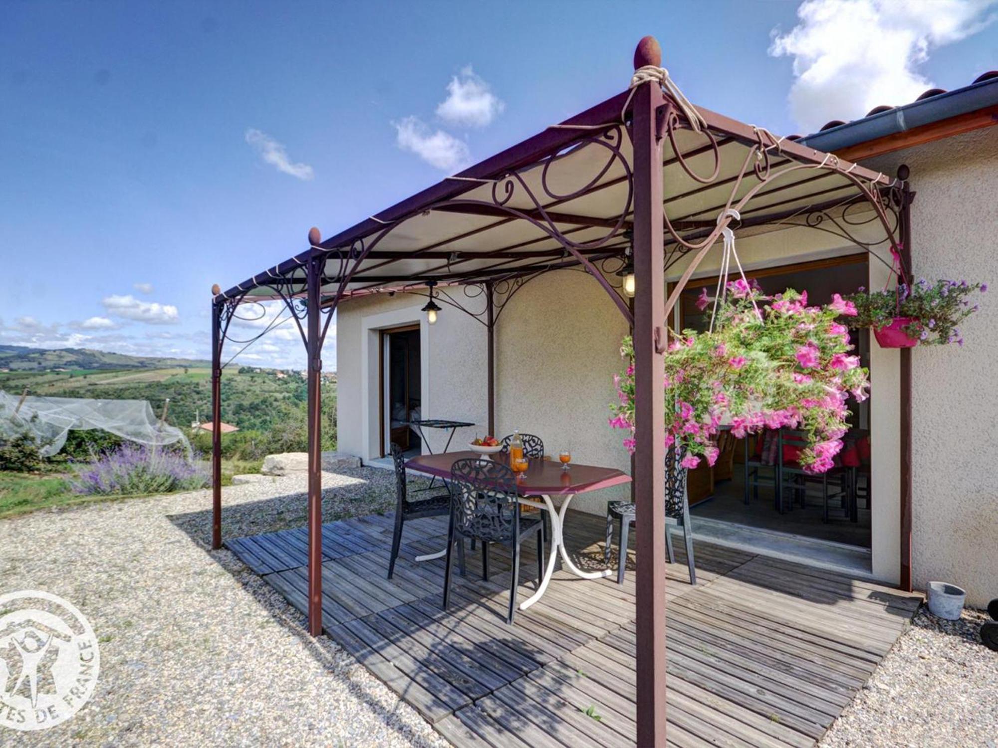 Gite Tout Equipe Avec Terrasse, Jardin Et Prestations De Qualite Pres De Genilac - Fr-1-496-114 Buitenkant foto